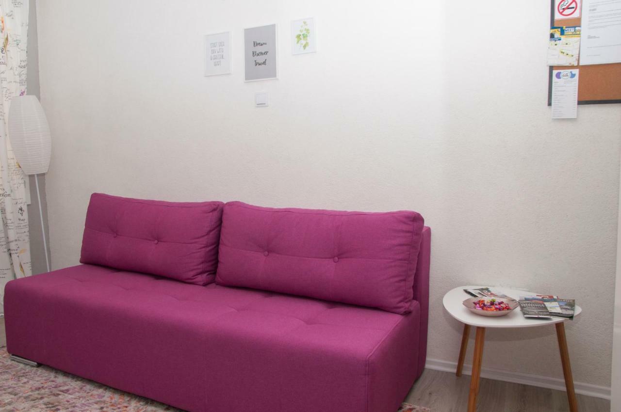 Bistrik Rose Apartment SJJ Exterior foto